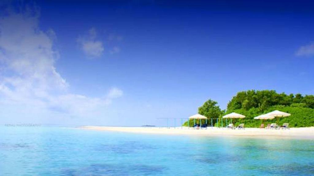 Local Island Inn Хангнаамеедхоо Экстерьер фото